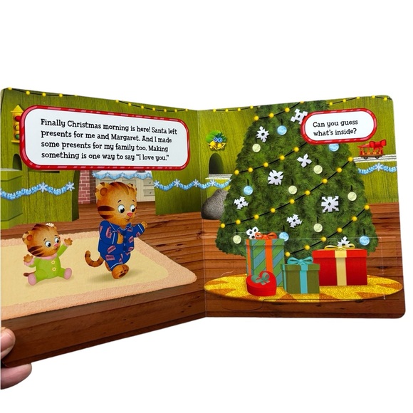 Daniel Tiger’s Neighborhood Merry Christmas Daniel Tiger Board Book - Picture 5 of 13